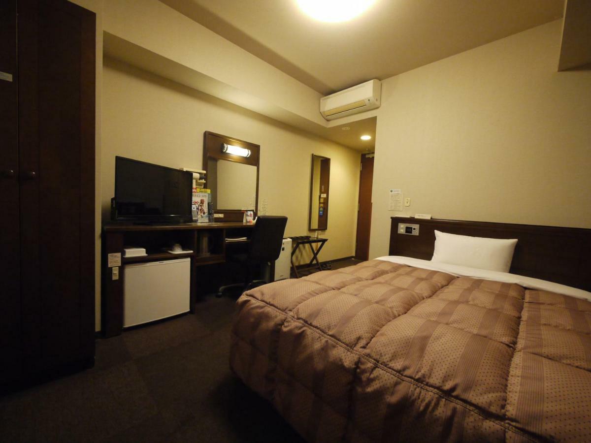 Hotel Route-Inn Hofu Ekimae מראה חיצוני תמונה