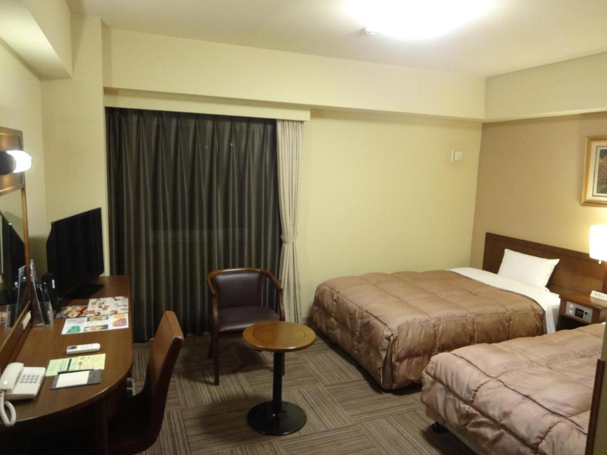 Hotel Route-Inn Hofu Ekimae מראה חיצוני תמונה